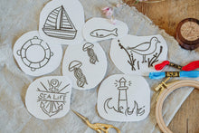 Lade das Bild in den Galerie-Viewer, Bedruckte Stickfolie Stick & Stitch Aufkleber