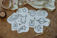 Lade das Bild in den Galerie-Viewer, Stick & Stitch Aufkleber Weltraum