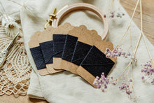 Lade das Bild in den Galerie-Viewer, 6 x 6 Meter Stopfwolle aus mulesingfreier Merinowolle einzelne Farben dunkelblau