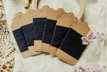 Lade das Bild in den Galerie-Viewer, 6 x 6 Meter Stopfwolle aus mulesingfreier Merinowolle einzelne Farben dunkelblau