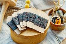 Lade das Bild in den Galerie-Viewer, Stick & Stopfgarn 6x6 Meter Merinowolle in bunt