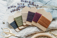 Lade das Bild in den Galerie-Viewer, Nr. 18 Stick & Stopfgarn 6x6 Meter Merinowolle